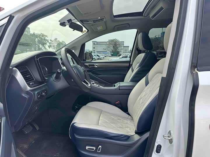 Фото 6 - GAC Trumpchi M8