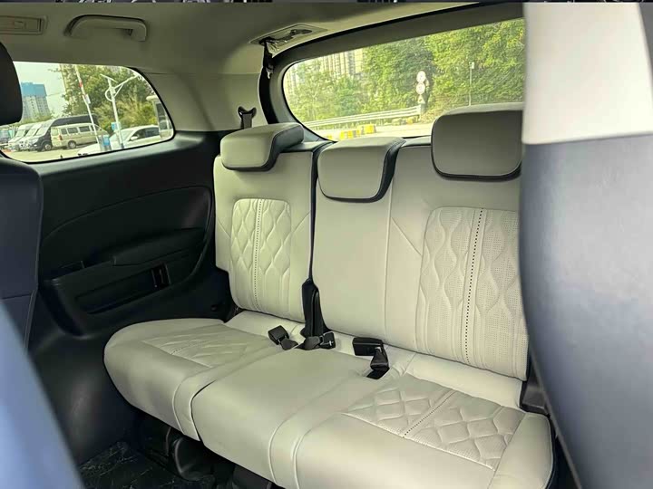 Фото 9 - GAC Trumpchi M8