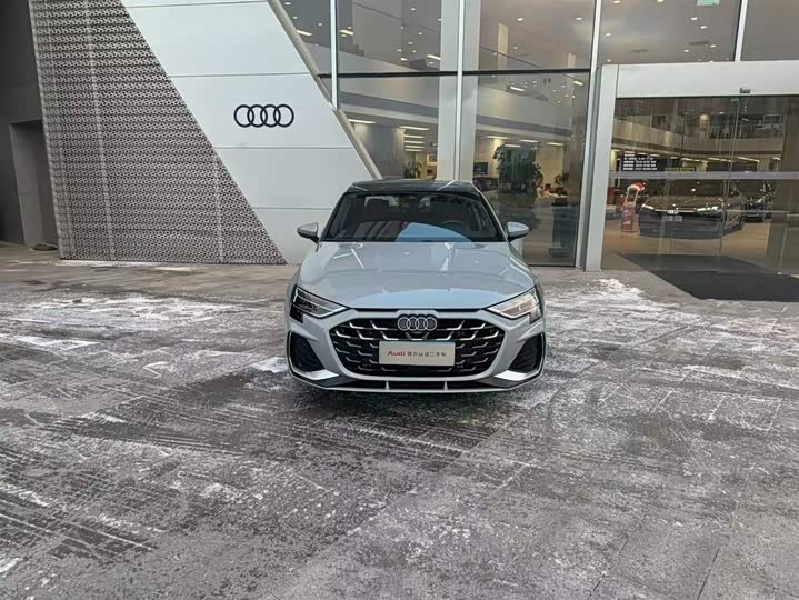 Фото 2 - Audi A3