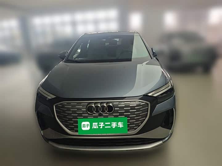 Фото 5 - Audi Q4 e-tron