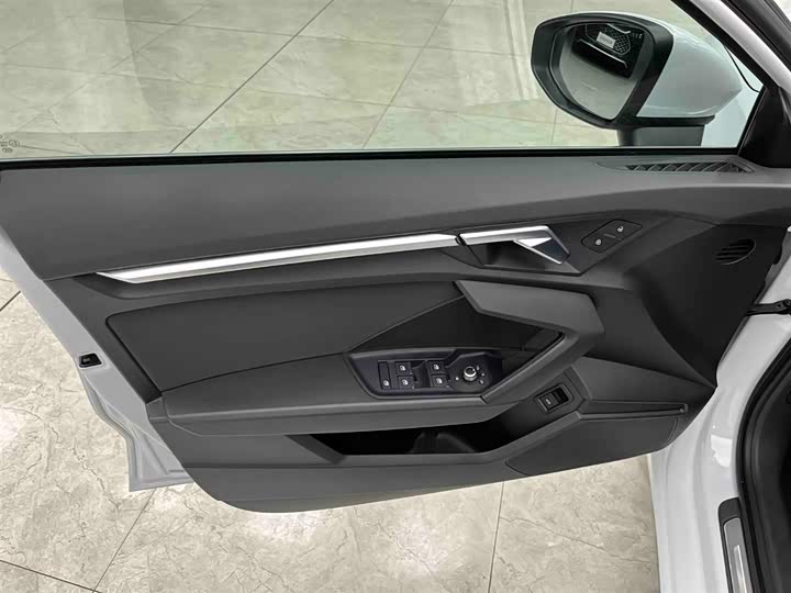 Фото 9 - Audi A3