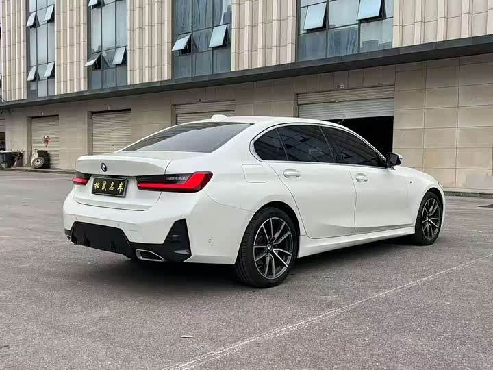 Фото 4 - BMW 3 Series