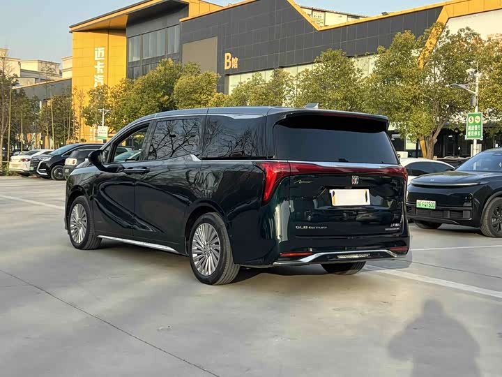 Фото 4 - Buick GL8 Century