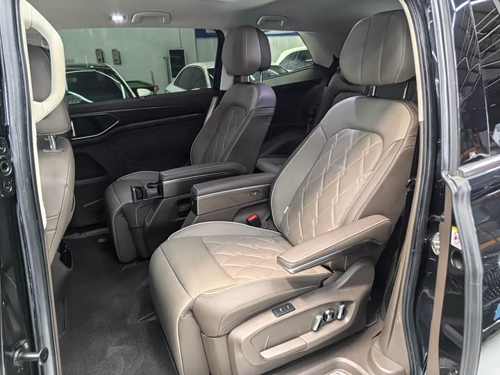 Фото 9 - Volkswagen Viloran