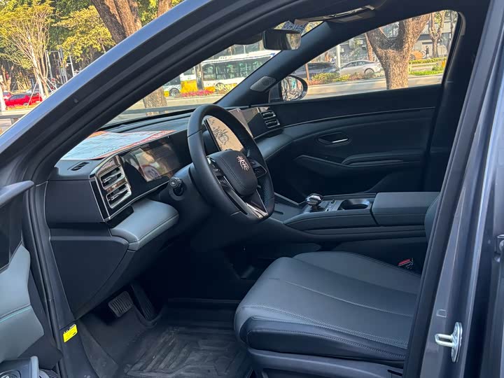 Фото 4 - BYD Qin L