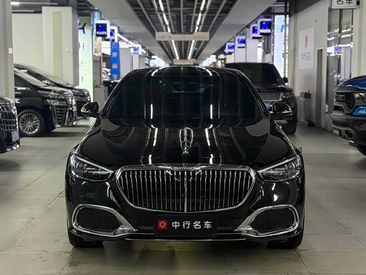 Фото 2 - Mercedes-Benz Maybach S-Class