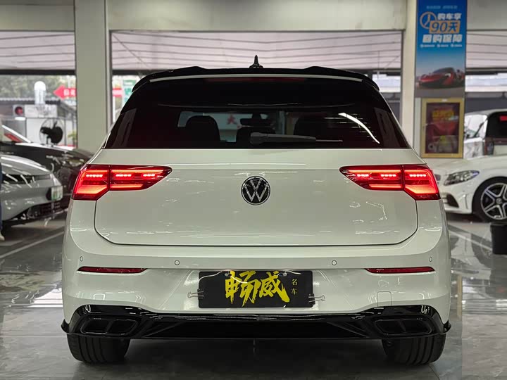 Фото 7 - Volkswagen Golf