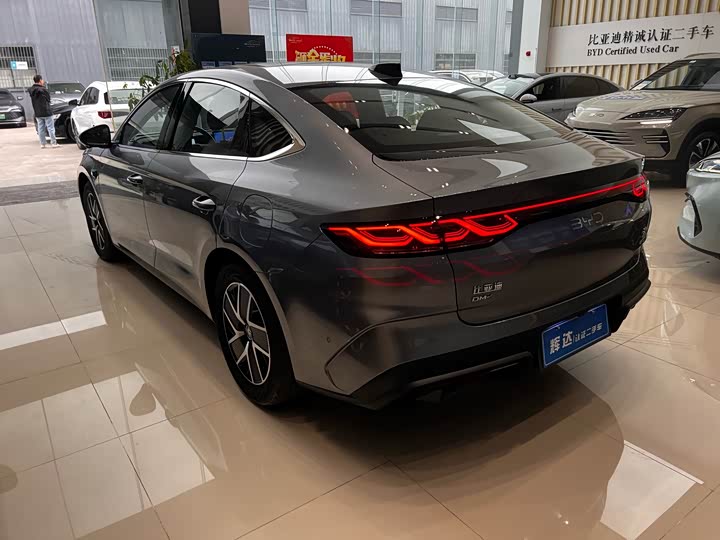 Фото 5 - BYD Qin L