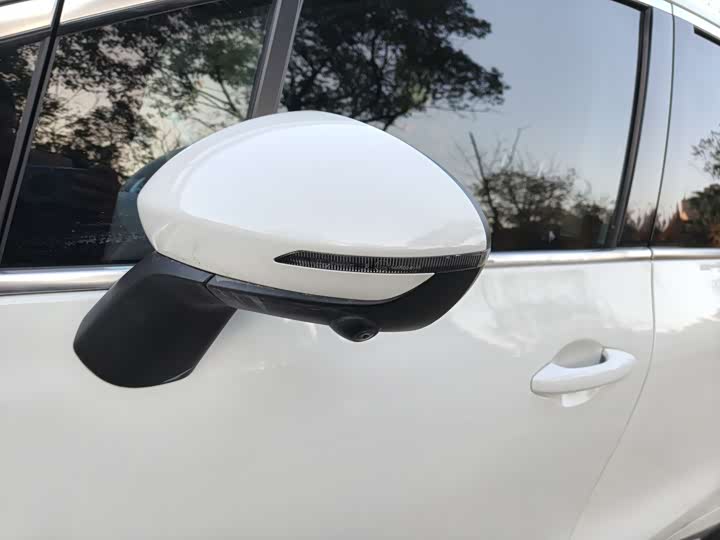 Фото 4 - Dongfeng Forthing Yacht