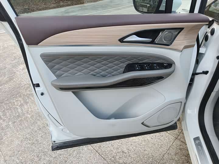 Фото 5 - Dongfeng Forthing Yacht