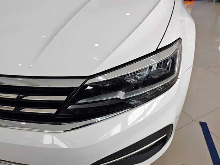 Фото 5 - Volkswagen Lamando L