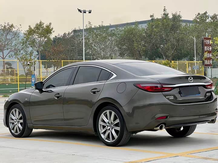 Фото 6 - Mazda Atenza