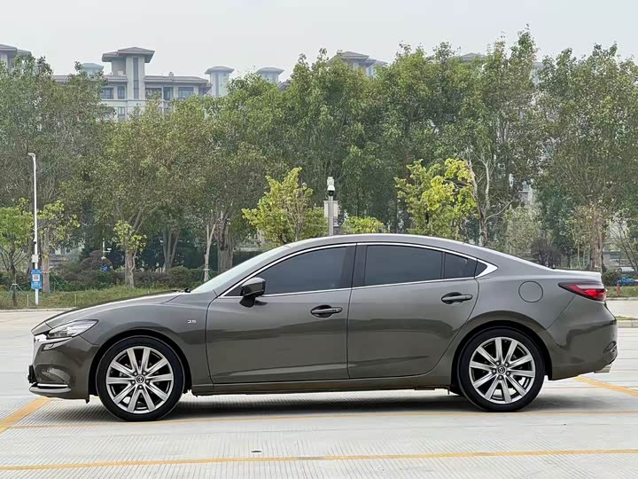 Фото 8 - Mazda Atenza