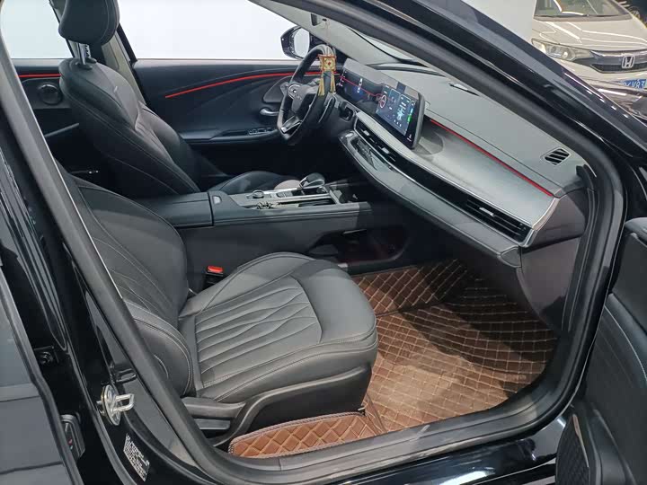 Фото 9 - Chery Arrizo 8