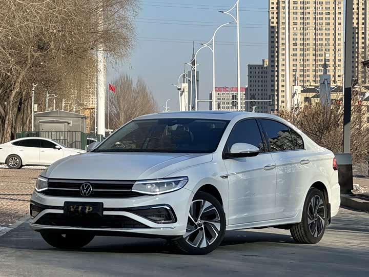 Фото 1 - Volkswagen Bora