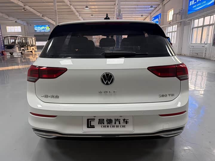 Фото 5 - Volkswagen Golf