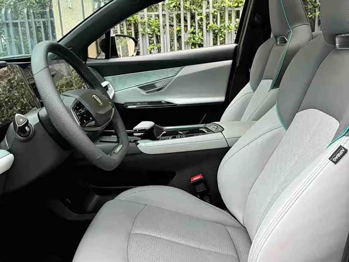 Фото 9 - Changan UNI-T