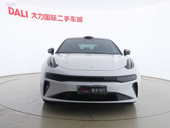 Фото 2 - Zeekr 001