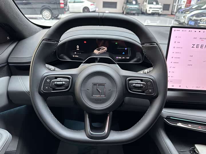 Фото 5 - Zeekr 001