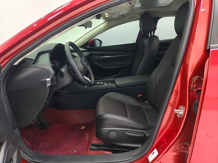 Фото 9 - Mazda 3 (Axela)