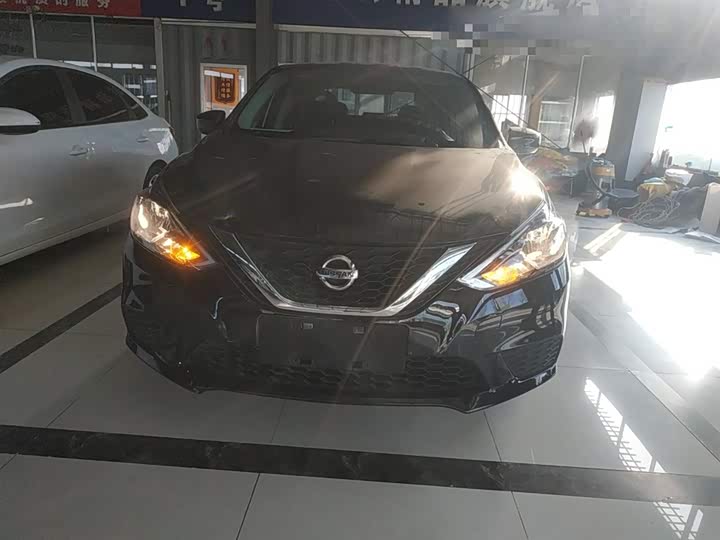 Фото 3 - Nissan Sylphy