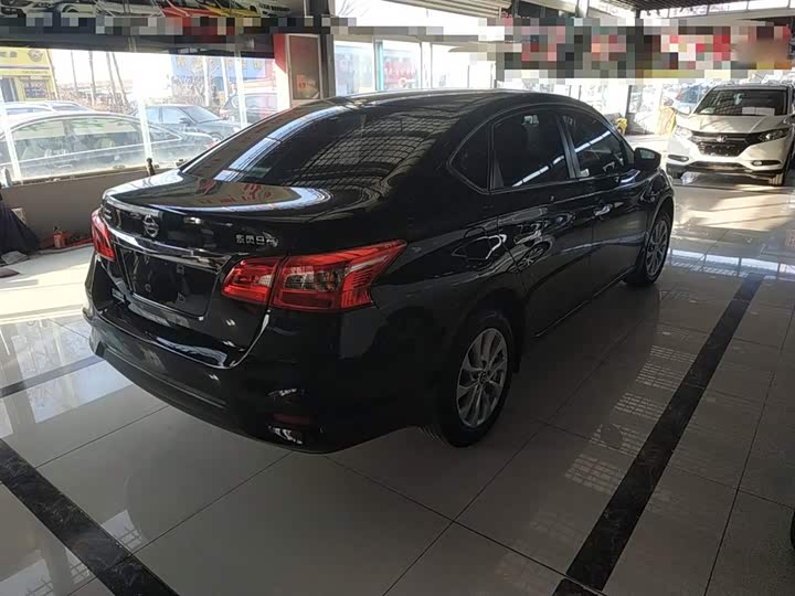 Фото 7 - Nissan Sylphy