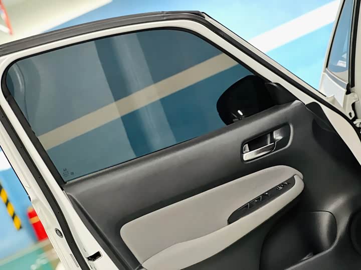 Фото 4 - Honda Life