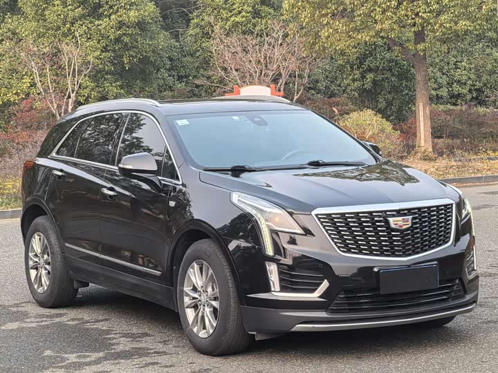 Фото 3 - Cadillac XT5