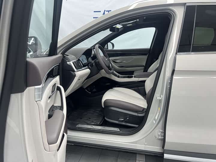 Фото 6 - BYD Song Plus Hybrid/EV