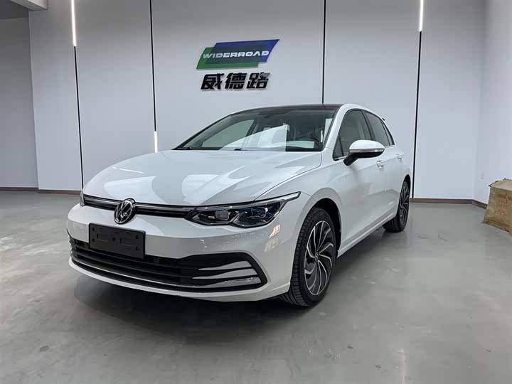 Фото 1 - Volkswagen Golf