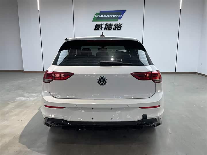 Фото 5 - Volkswagen Golf