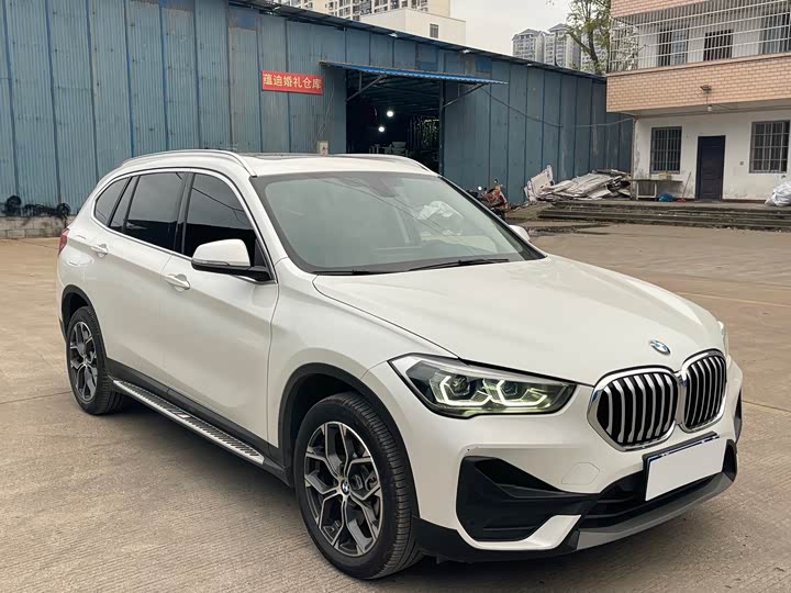 Фото 3 - BMW X1