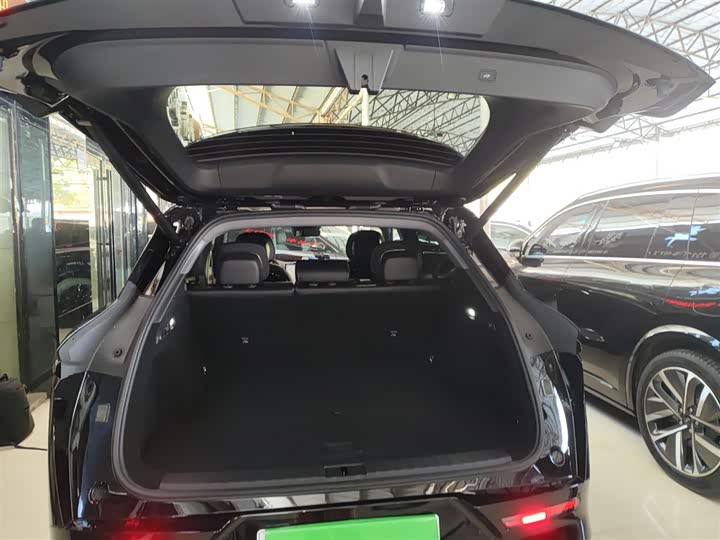 Фото 9 - Zeekr 7X