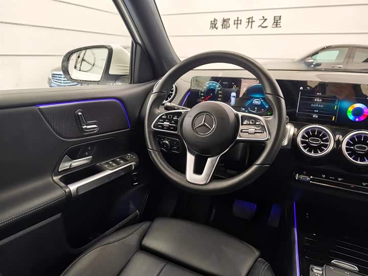 Фото 4 - Mercedes-Benz GLB-Class