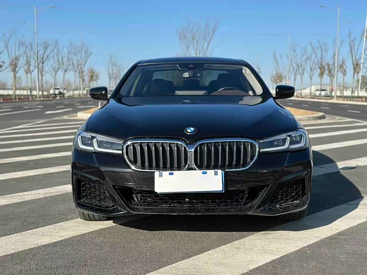 Фото 1 - BMW 5 Series