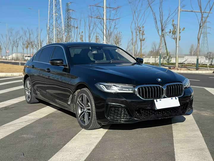 Фото 2 - BMW 5 Series