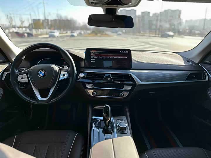 Фото 5 - BMW 5 Series