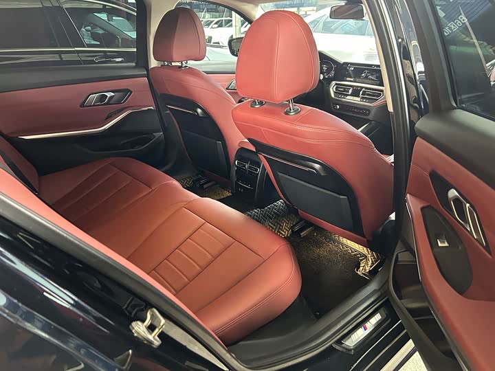 Фото 6 - BMW 3 Series