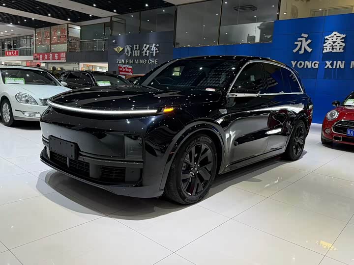 Фото 1 - LiXiang L8