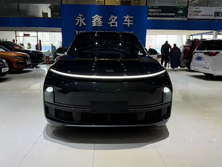 Фото 3 - LiXiang L8