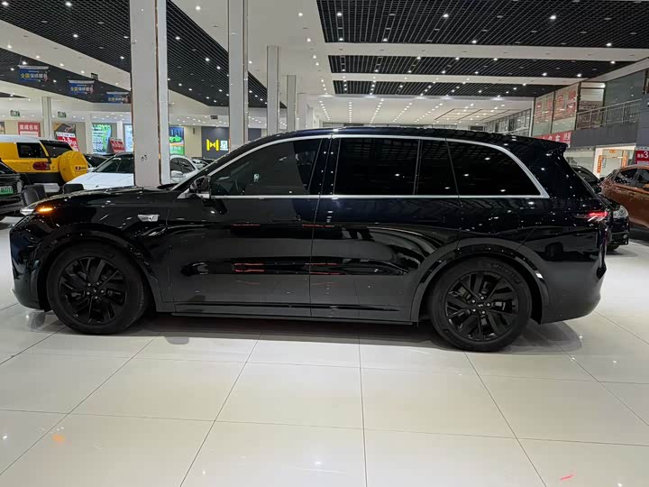 Фото 7 - LiXiang L8