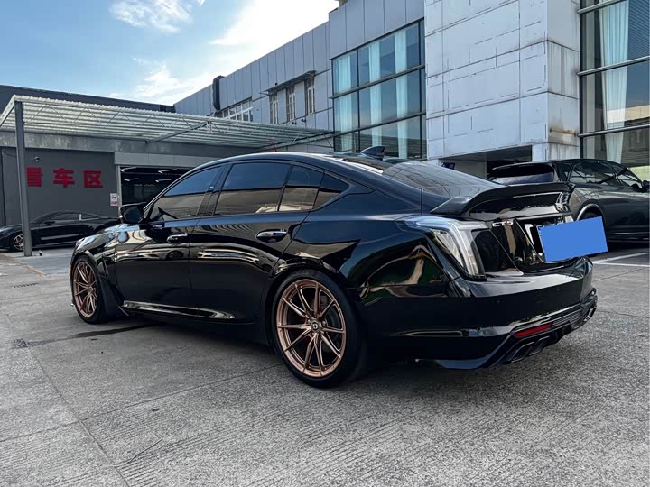 Фото 4 - Cadillac CT5