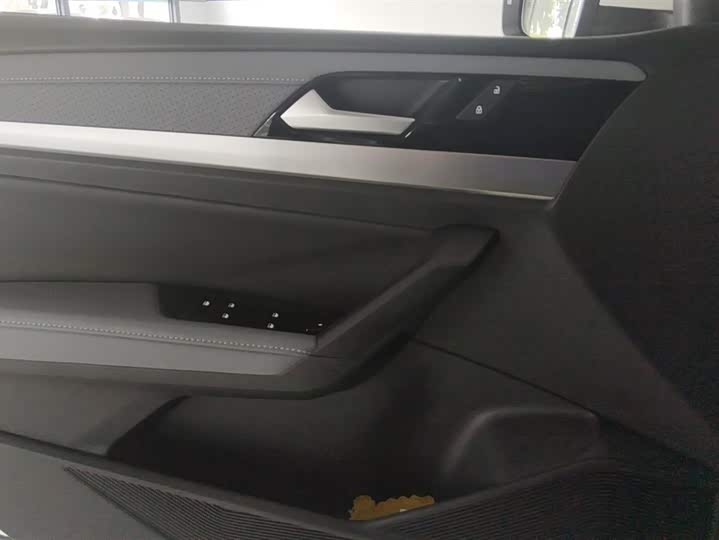 Фото 7 - Volkswagen Lavida