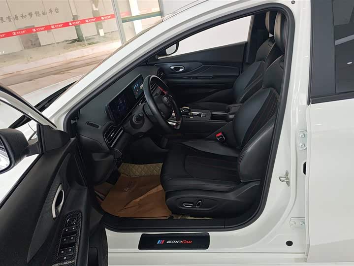 Фото 9 - GAC Trumpchi Empow R