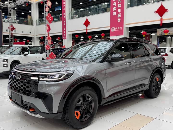 Фото 1 - Ford Explorer