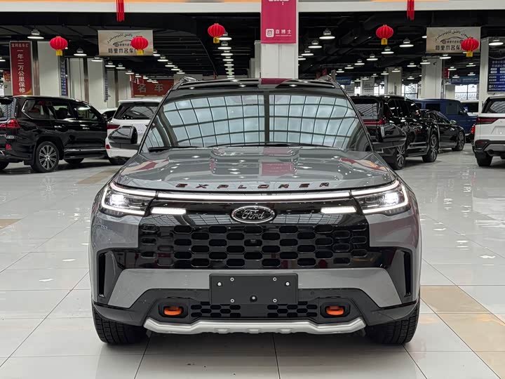 Фото 3 - Ford Explorer