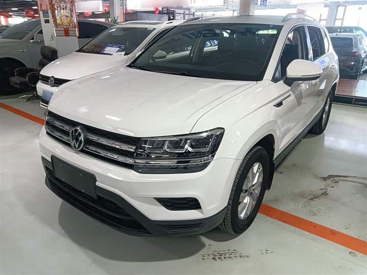 Фото 2 - Volkswagen Tharu