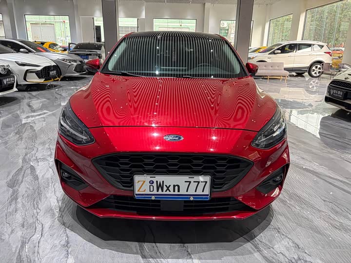 Фото 3 - Ford Focus