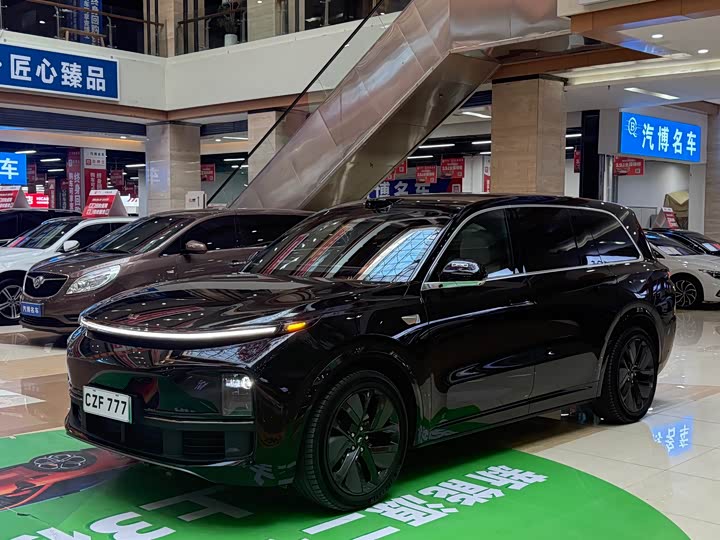 Фото 1 - LiXiang L9