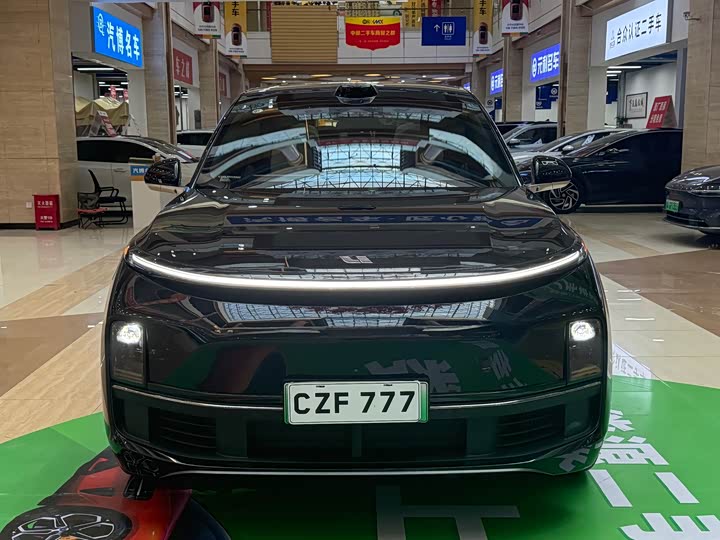 Фото 2 - LiXiang L9